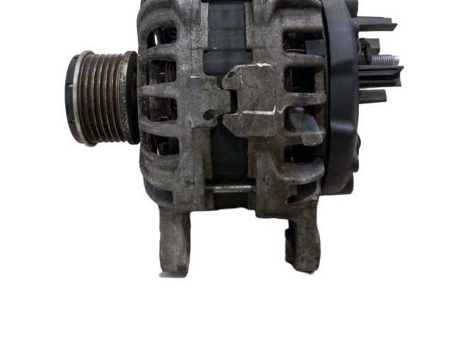Генератор 231005933R Dacia Dokker