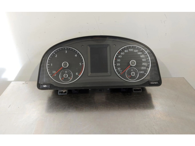 Přístrojová deska Volkswagen Caddy 2012 2K0920865A