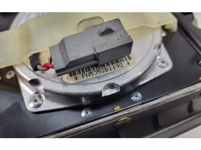 Подушка безопасности пассажира F1VB54043B13BAW   Lincoln Town Car