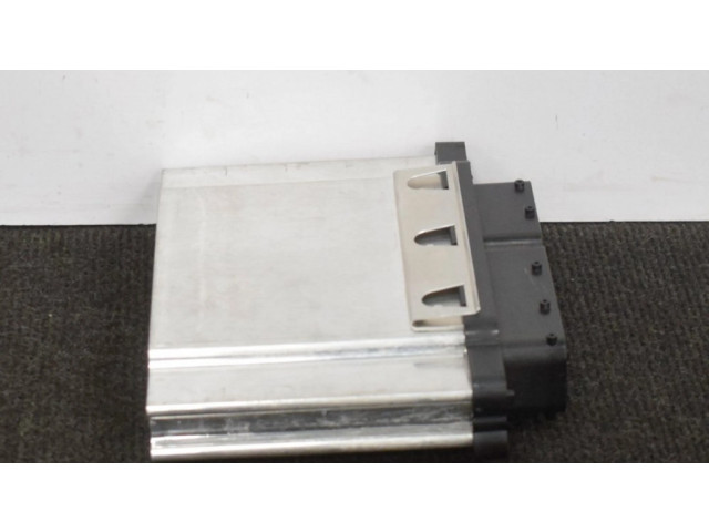 Блок управления двигателя 0261S09386, 04E907309AD   Audi Q3 8U