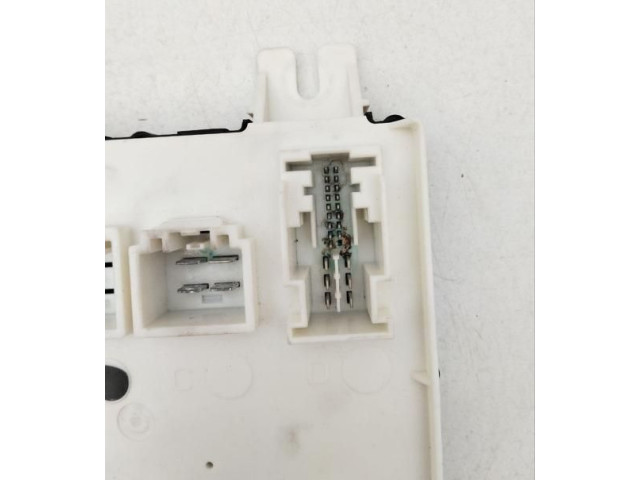 Блок комфорта 670100601, 04787684AD Maserati Levante