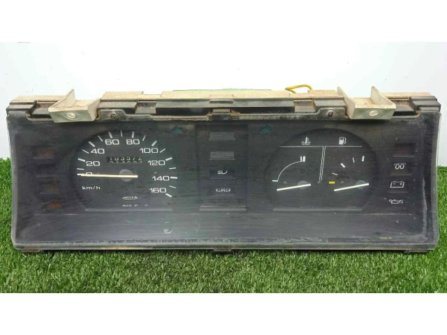 Панель приборов Nissan Vanette