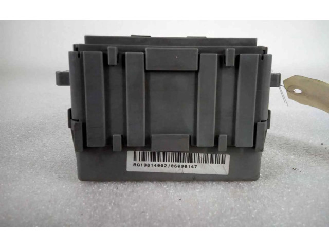 Блок предохранителей SMGG213, SMGG213   Honda Civic    