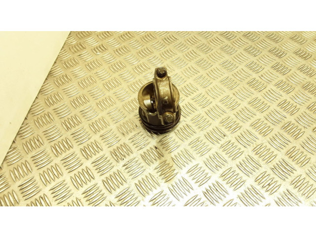 Píst 1911006052, 19B006052B BMW 7 F01 F02 F03 F04 pro naftový motor 3.0 N57