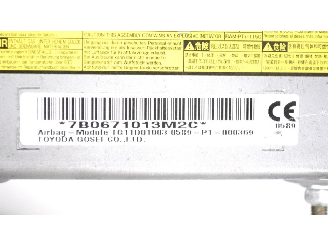 Подушка безопасности для колен 0589P1000369 Lexus IS III XE30