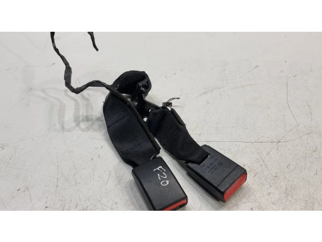 Средняя поясная пряжка ()