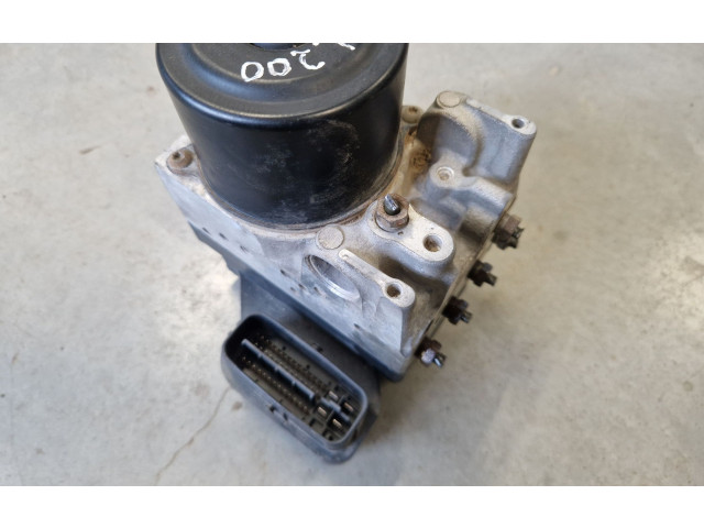 Блок АБС 4670A385, 1338007160 Mitsubishi L200 2006 - 2014 года