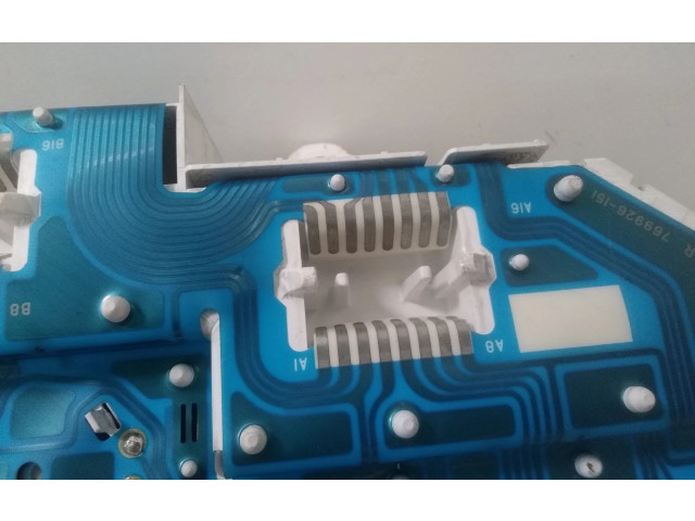 Панель приборов MR402533 Mitsubishi Montero