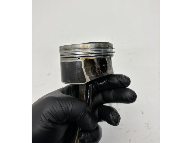  Поршень с шатуном 5F02 5F02  Peugeot 5008  