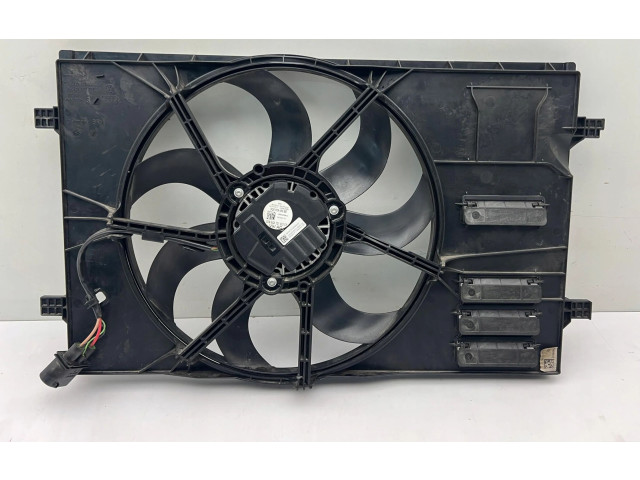 Вентилятор радиатора     5Q0121205AP    Volkswagen Golf VII 