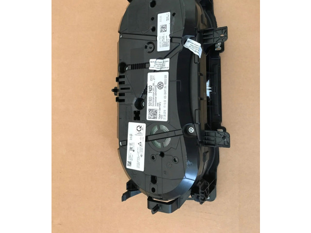 Панель приборов 5G1920742D   Volkswagen Golf VII       
