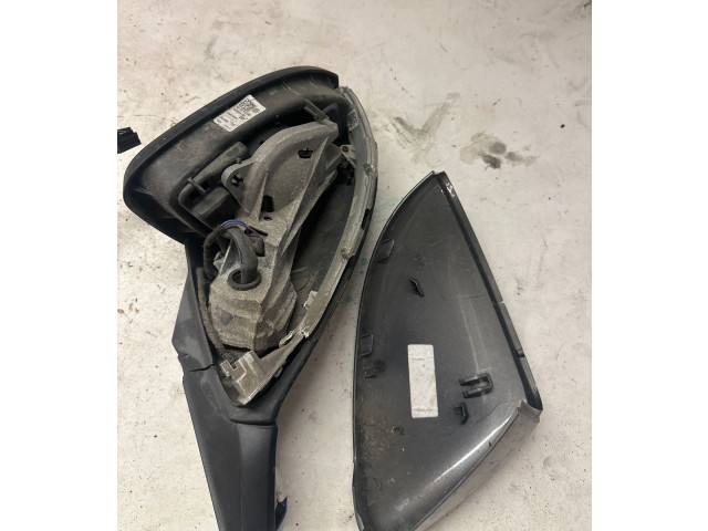 Зеркало электрическое Volkswagen Golf VII 2013 - 2019 года