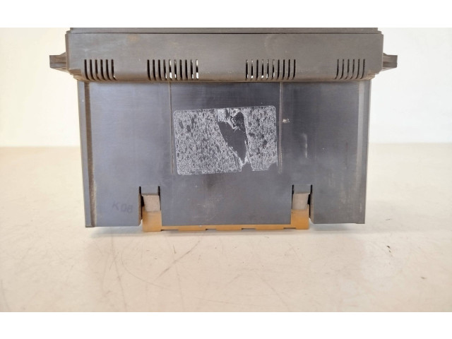 Блок управления климат-контролем    Audi A6 S6 C5 4B