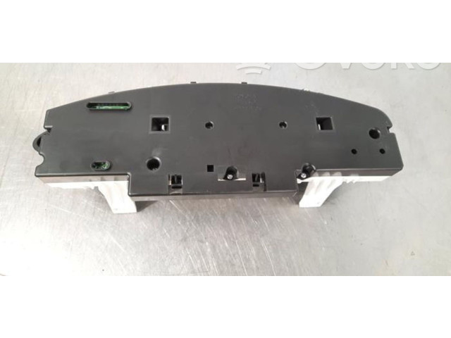 Přístrojová deska Toyota Yaris 2011 838000DG40