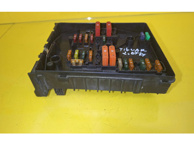   Pojistková skříňka 1K0937125A, 1K0937125   Volkswagen Tiguan 2008