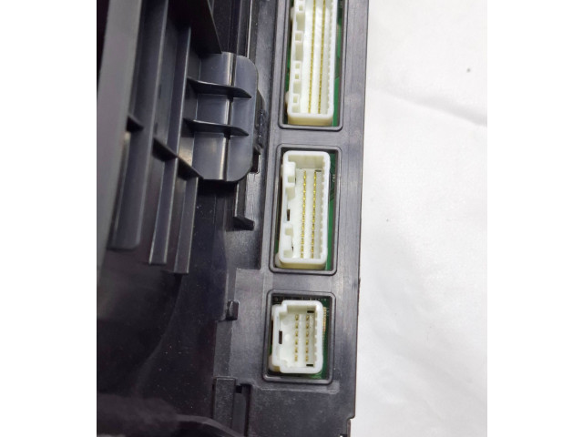 Přístrojová deska Toyota Prius (XW30) 2009 769363290, 769166650