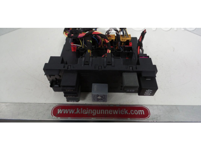 Блок предохранителей 8P0907279N, 8P0907279B   Audi A3 S3 8P    