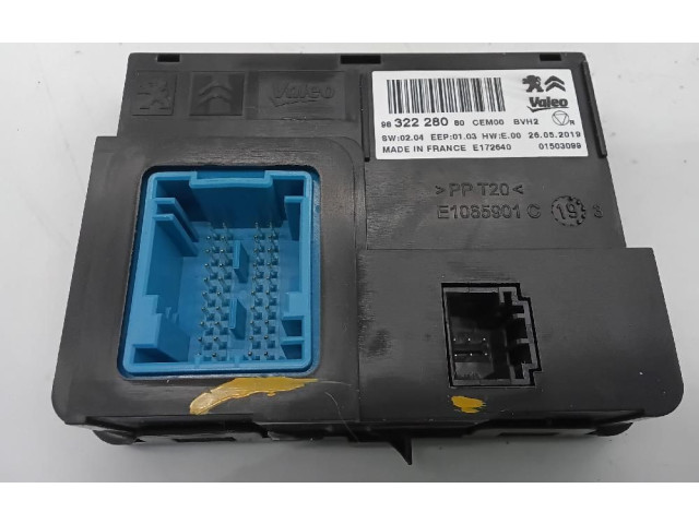 Блок управления 9832228080   Volvo XC90