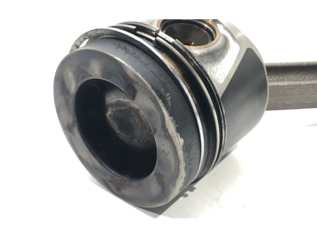  Поршень с шатуном  CBA  Volkswagen PASSAT CC  