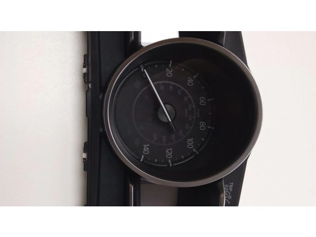 Přístrojová deska Mazda 2 2019 KT174, KA162