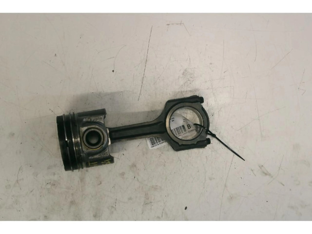 Píst    Ford Transit -  Tourneo Connect    YNR6 