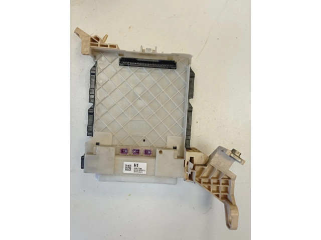 Блок комфорта 63587385, 827300EA70C   Toyota Highlander XU50   