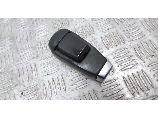 Включатель / ручка переключения передач Volvo V70