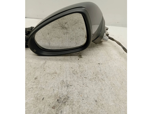 Zpětné zrcátko Volkswagen Touareg II 2013