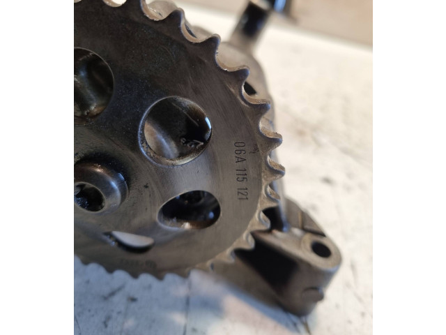 Масляный насос 06A115121 Skoda Fabia Mk1 (6Y)