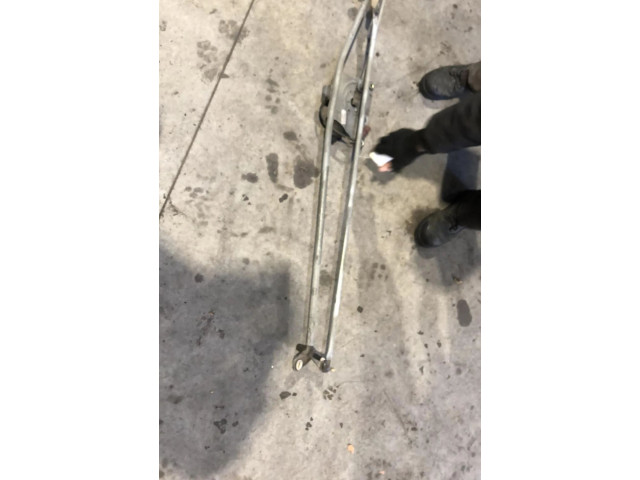 Двигатель стеклоочистителей    Citroen Xsara Picasso