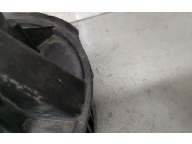 Вентилятор печки    881055650   Volkswagen Golf III