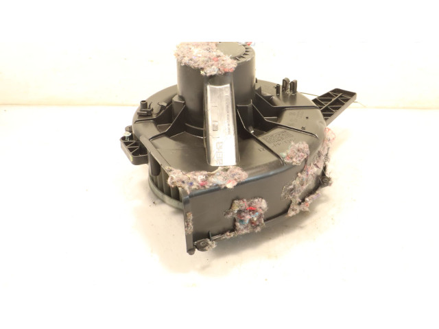 Вентилятор печки Skoda Fabia Mk2 (5J)