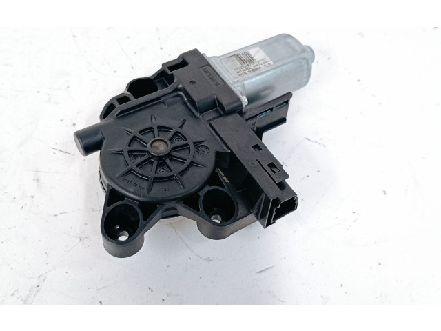 Pojistková skříňka Передний двигатель механизма для подъема окон 111223, 970713102 Volvo XC70 2012