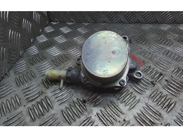 Вакуумный насос 146508418R   Nissan  Navara D23  2015 -  года