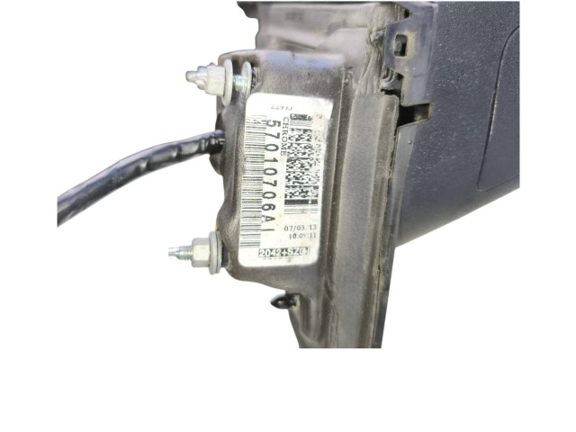 Зеркало электрическое Jeep Grand Cherokee 2010 - 2021 года