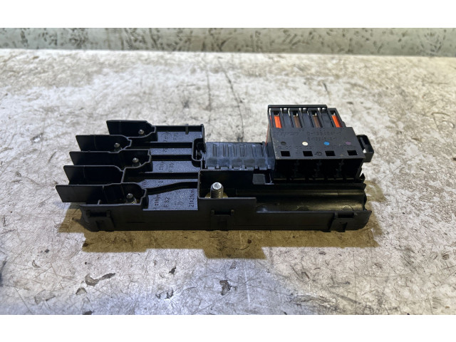 Блок предохранителей 2115452601 Mercedes-Benz ML W164