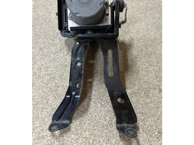 Блок АБС 27536SJ010   Subaru  Forester SK  2018 -  года