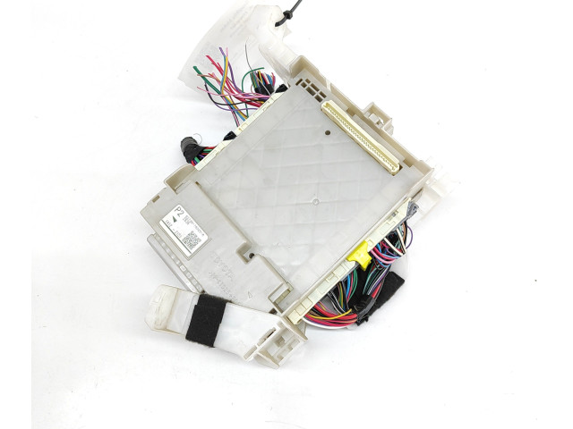 Pojistková skříňka 8273076020A Lexus CT 200H 2011