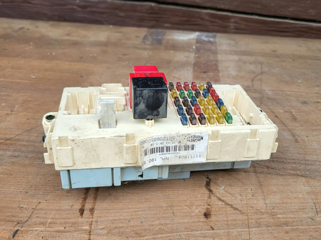 Pojistková skříňka 51711824, 501209550060 Fiat Stilo 2002