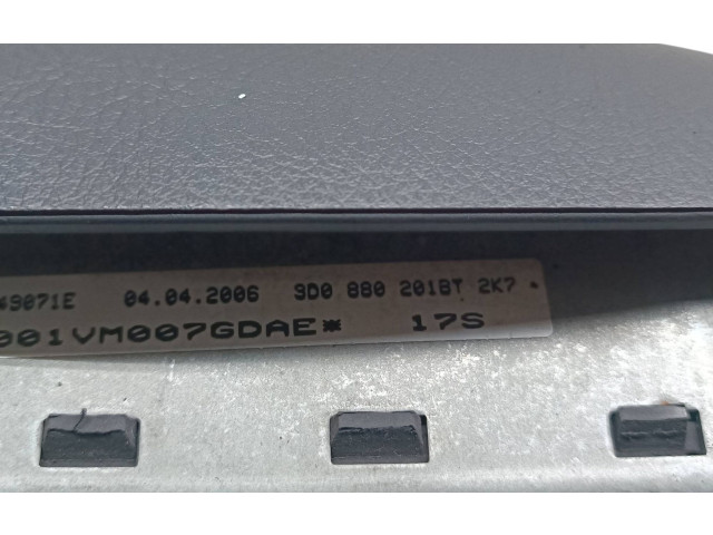 Подушка безопасности водителя 3D0880201BT, 01VM007GDAE Volkswagen Phaeton