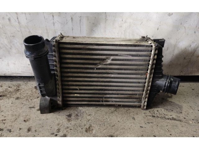 Интеркулер 144961381R Renault Clio III