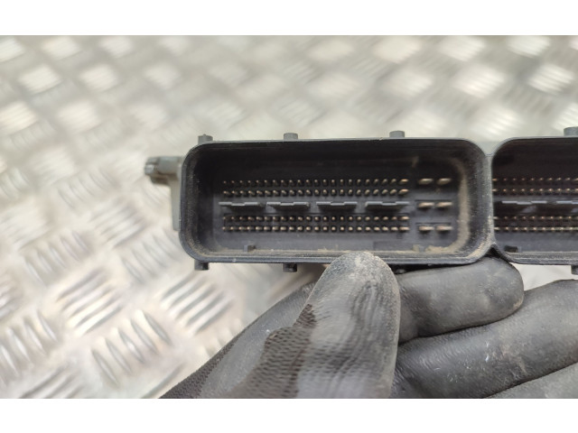 Блок управления двигателя 03L906023NG, 03L906023LK Skoda Fabia Mk2 (5J)
