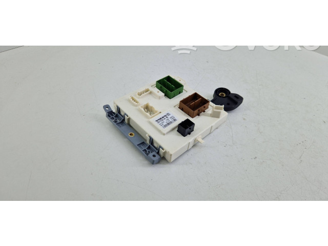 Блок комфорта 32217335AA   Volvo S90, V90   