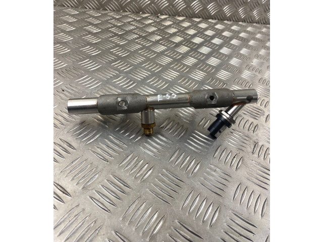 Vstřikovací lišta 06E130089AA Audi A8 S8 D4 4H