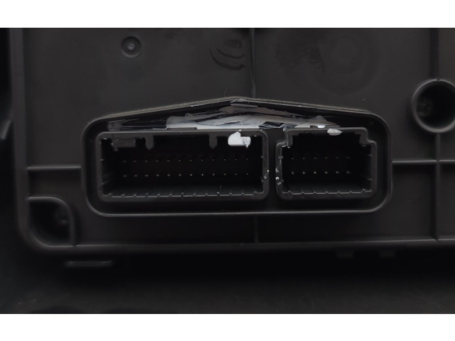 Блок управления климат-контролем K32861190 Mazda CX-5 II