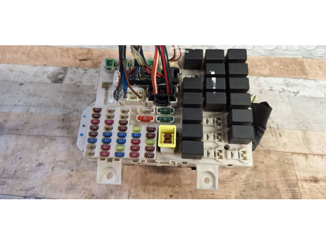 Блок предохранителей 8637A171, 5WK45103L Mitsubishi Colt