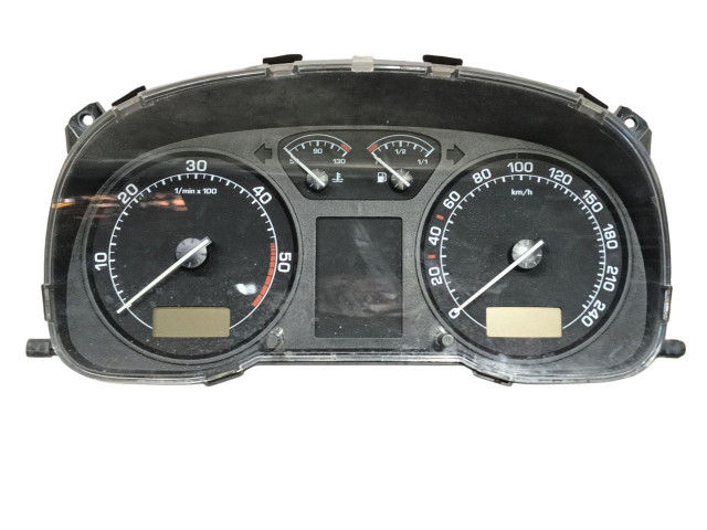 Панель приборов 1U0920811J, 110080146   Skoda Octavia Mk2 (1Z)       