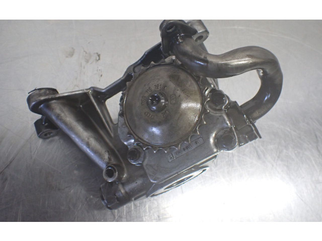 Масляный насос   059115105G  Audi A6 S6 C5 4B 