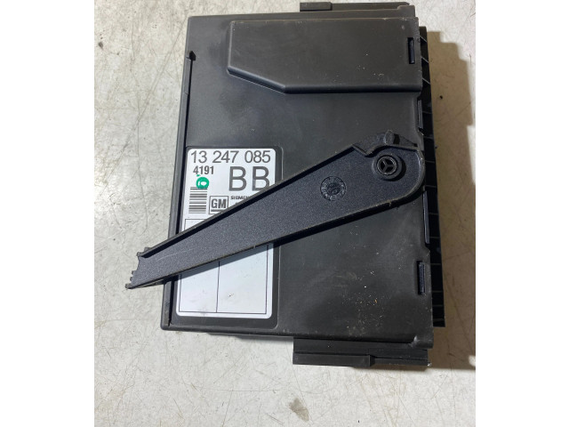 Блок комфорта 330518684, 13247085   Opel Meriva A   