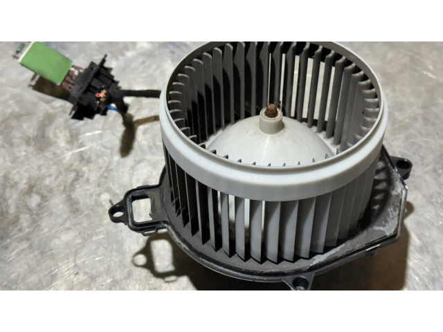 Вентилятор печки Citroen Berlingo